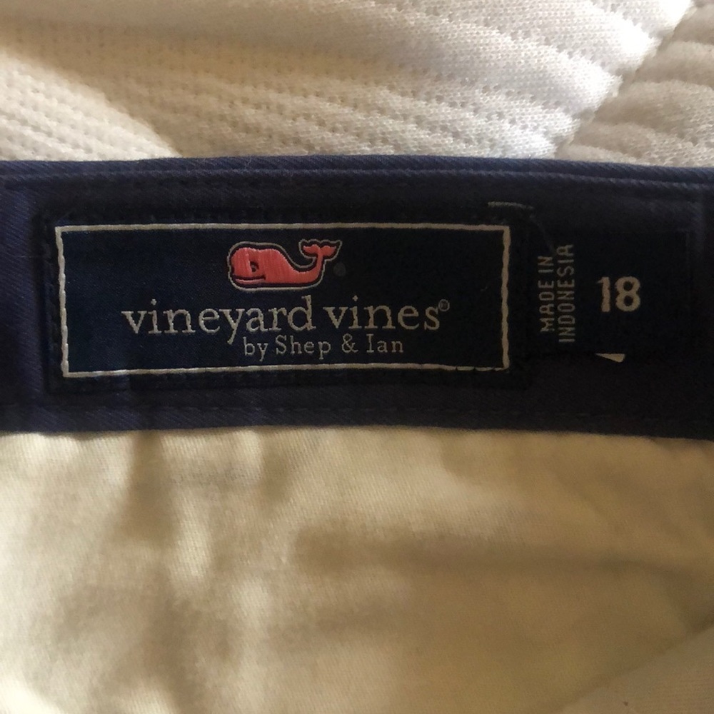 Boys vineyard vines shorts- brand new - Picture 4 of 4